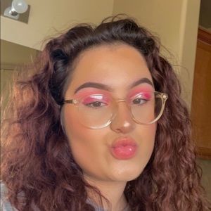 Meet your Posher, Baylee